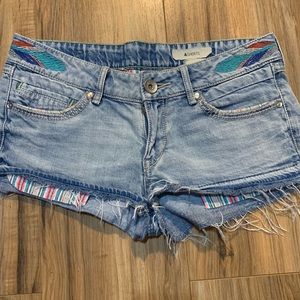 H&M embroidered size 4 &shorts